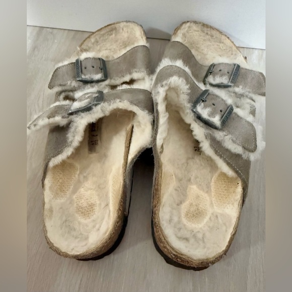 Womens Birkenstock Arizona Sz 41 US 10 Sherpa Fur Suede Shearling Sandals - Picture 6 of 8